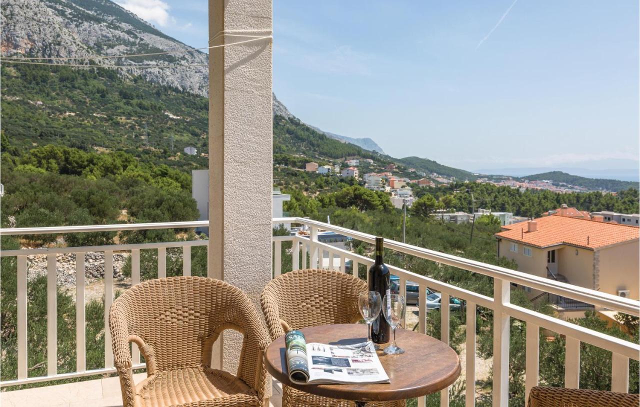 Cozy Apartment In Makarska With Kitchen 외부 사진