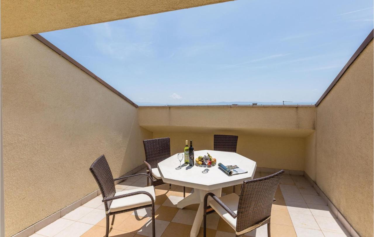 Cozy Apartment In Makarska With Kitchen 외부 사진